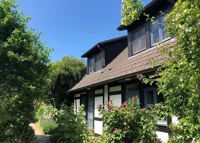 Am Achterwasser Dorf 12 *