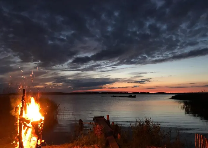 Am Achterwasser Dorf 12 *